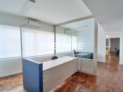 Sala Comercial para alugar, 125m² no Centro Histórico, Porto Alegre