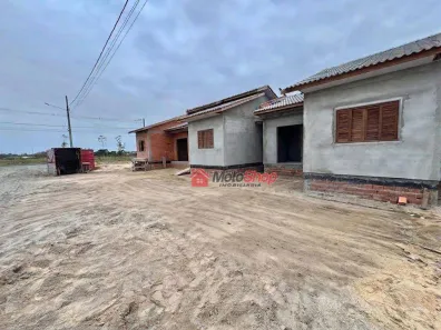 Casa de Condomínio com 2 Quartos à venda, 45m² no Caverazinho, Araranguá