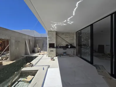 Sobrado com 4 Quartos à venda, 200m² no Centro, Petrolina