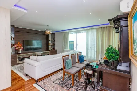 Casa com 3 Quartos à venda, 320m² no Planalto Paulista, São Paulo