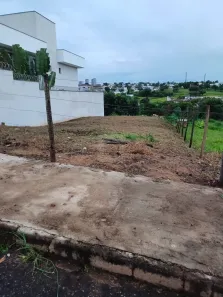 Lote/Terreno à venda, 360m² no Vigilato Pereira, Uberlândia