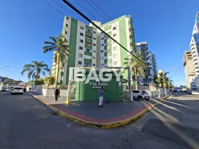 Apartamento com 2 Quartos para alugar, 67m² no Pagani, Palhoça