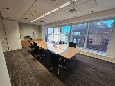 Sala Comercial para alugar, 200m² no Vila Nova Conceição, São Paulo