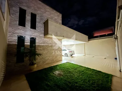 Casa com 3 Quartos à venda, 250m² no Cidade Jardim, Goiânia