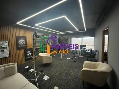 Sala Comercial para alugar, 115m² no Green Valley Alphaville, Barueri