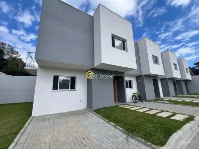 Sobrado com 3 Quartos à venda, 85m² no Santa Cândida, Curitiba
