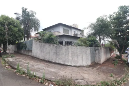 Casa com 4 Quartos para alugar, 250m² no Brasília, Londrina