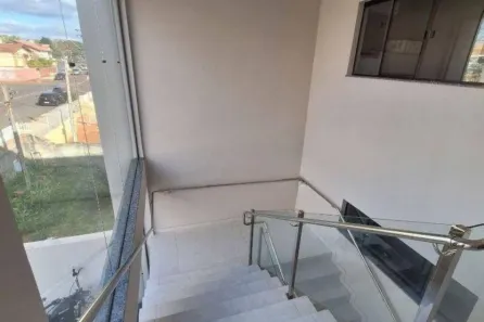 Ponto Comercial para alugar, 203m² no Andrade, Londrina