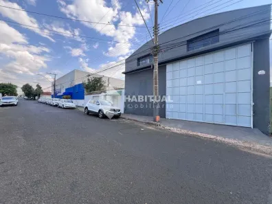 Galpão/Depósito/Armazém para alugar, 417m² no Custódio Pereira, Uberlândia