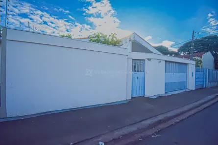 Casa com 3 Quartos à venda, 230m² no Jardim Canadá, Maringá