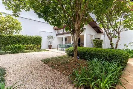 Sobrado com 3 Quartos à venda, 300m² no Boaçava, São Paulo