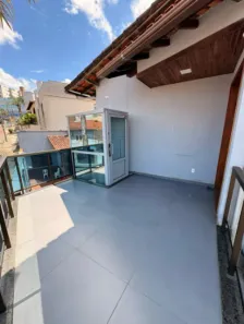 Casa com 4 Quartos para alugar, 250m² no Palmares, Belo Horizonte