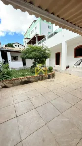 Casa com 3 Quartos à venda, 360m² no Santa Amélia, Belo Horizonte