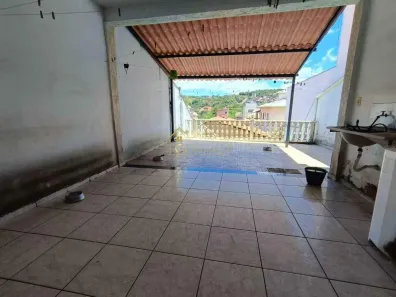 Casa com 3 Quartos à venda, 110m² no Lúcio de Abreu, Contagem