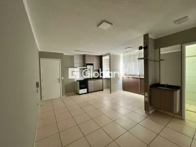 Apartamento com 2 Quartos para alugar, 45m² no Planalto, Montes Claros