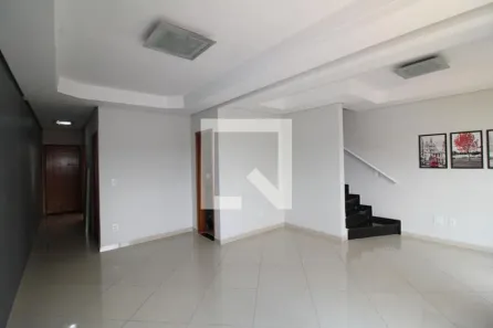 Casa com 3 Quartos à venda, 199m² no Água Fria, São Paulo