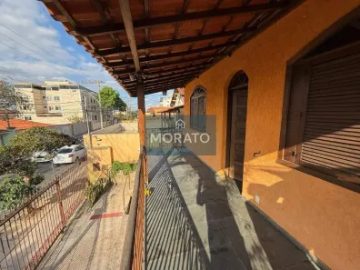 Casa com 4 Quartos à venda, 200m² no Serrano, Belo Horizonte