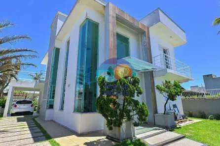Sobrado com 4 Quartos à venda, 203m² no Estância Balneária Maria Helena Novaes, Peruíbe