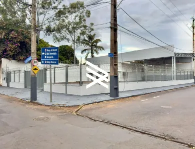 Galpão/Depósito/Armazém para alugar, 800m² no Bom Jesus, Uberlândia