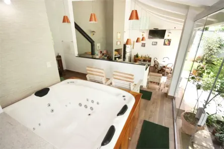 Sobrado com 4 Quartos para alugar, 500m² no Jardim Marajoara, São Paulo