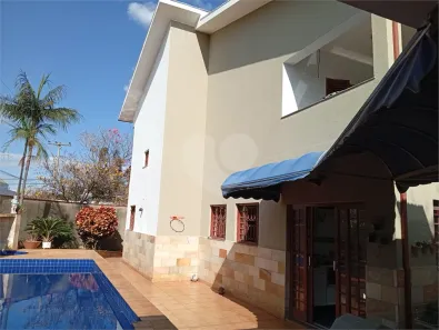 Sobrado com 3 Quartos à venda, 360m² no Jardim América, Paulínia