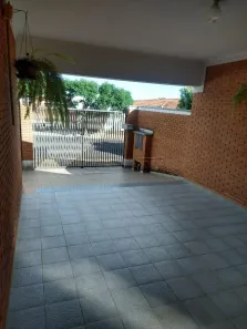 Casa com 3 Quartos à venda, 235m² no Jardim Celiamar, Araraquara