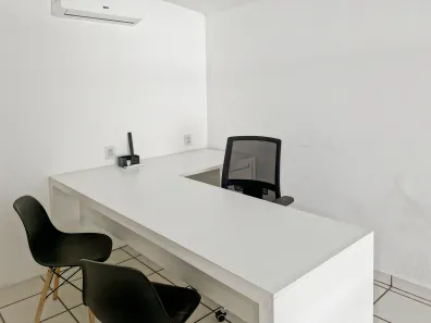 Sala Comercial para alugar, 10m² no Centro Histórico de São Paulo, Socorro