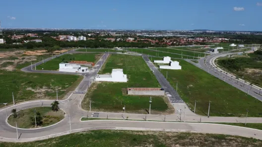 Lote/Terreno à venda, 150m² no Pau-Serrado, Maracanaú