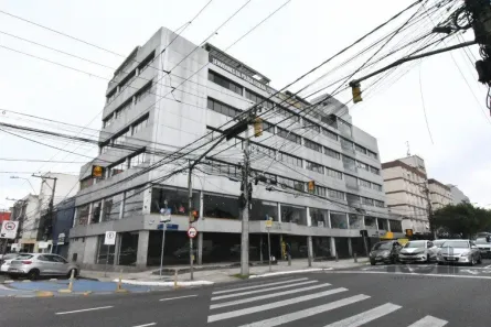 Sala Comercial à venda, 489m² no Menino Deus, Porto Alegre