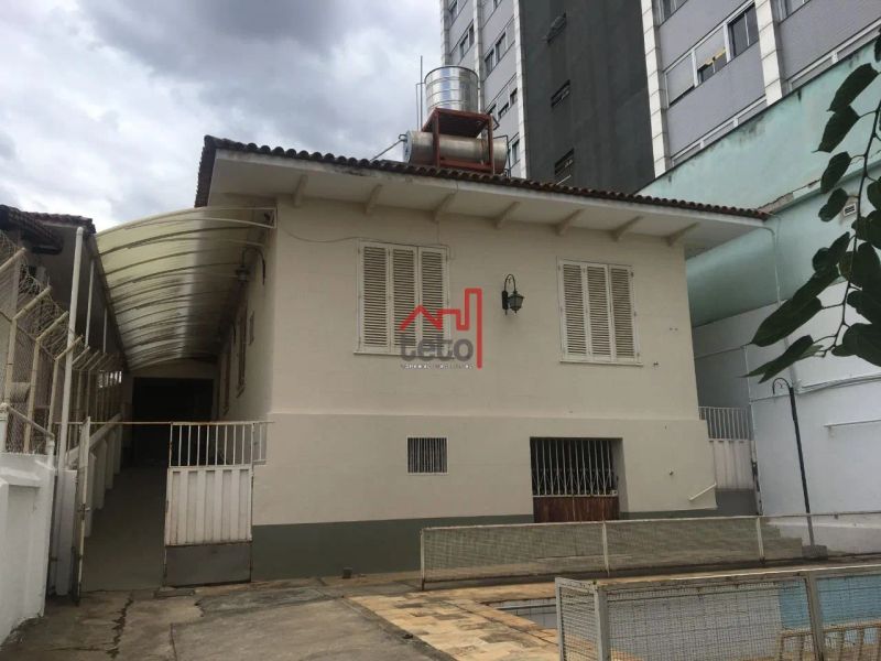 Casa com 3 quartos — Barro Preto, Belo Horizonte