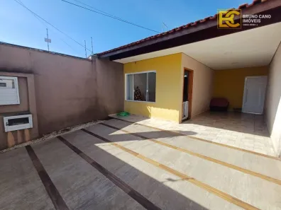 Casa com 2 Quartos à venda, 83m² no Centro, Peruíbe