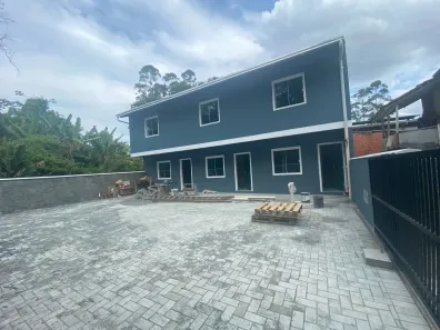 Sobrado com 2 Quartos para alugar, 70m² no Fidélis, Blumenau