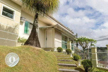 Casa com 4 Quartos à venda, 250m² no Velha, Blumenau