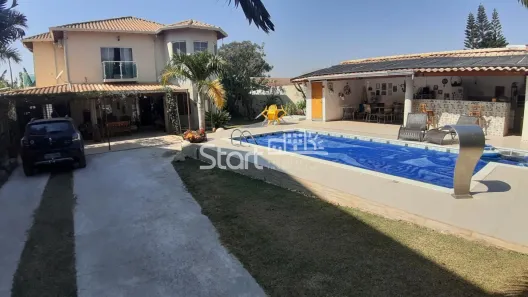 Sobrado com 4 Quartos à venda, 228m² no Parque dos Pomares, Campinas