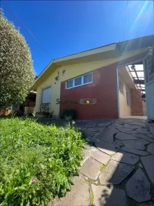 Casa com 3 Quartos para alugar, 210m² no Cristal, Porto Alegre