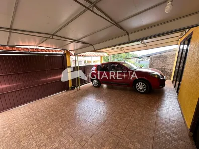 Casa com 4 Quartos à venda, 190m² no Centro, Toledo