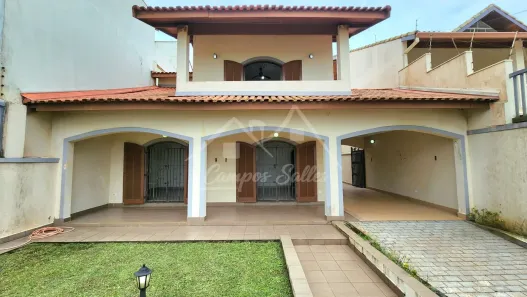Sobrado com 4 Quartos à venda, 235m² no Josedy, Peruíbe