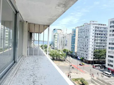 Kitnet com 1 Quarto à venda, 27m² no Copacabana, Rio de Janeiro