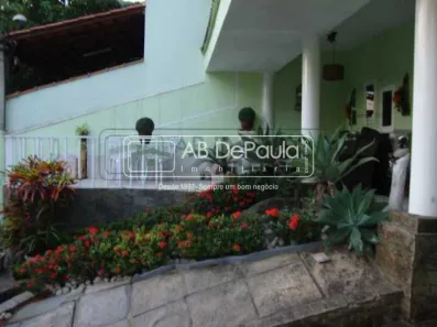 Casa com 4 Quartos à venda, 200m² no Taquara, Rio de Janeiro