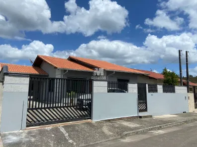 Casa com 2 Quartos à venda, 180m² no Limoeiro, Brusque