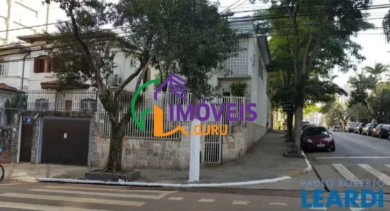 Casa com 3 Quartos à venda, 235m² no Vila Mariana, São Paulo