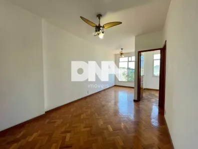 Apartamento com 2 Quartos à venda, 83m² no Catete, Rio de Janeiro