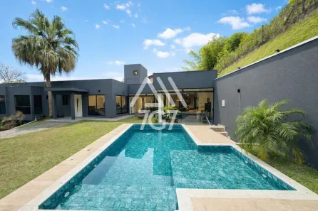 Casa de Condomínio com 4 Quartos à venda, 274m² no Jardim Indaiá, Embu das Artes