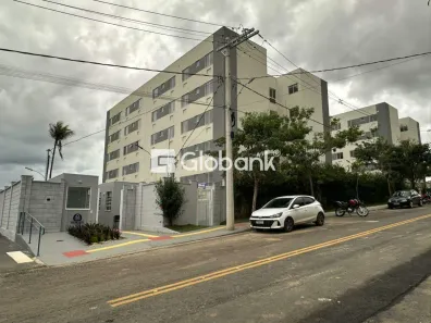 Apartamento com 2 Quartos para alugar, 45m² no Belvedere, Montes Claros