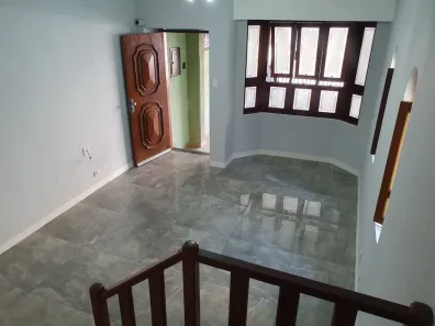 Casa com 3 Quartos para alugar, 200m² no Santana, São Paulo