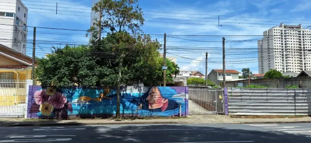 Lote/Terreno à venda, 700m² no Capão Raso, Curitiba