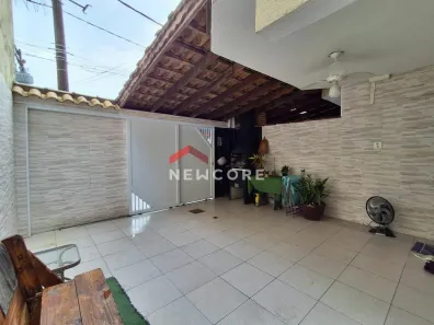 Sobrado com 2 Quartos à venda, 68m² no Sítio do Campo, Praia Grande
