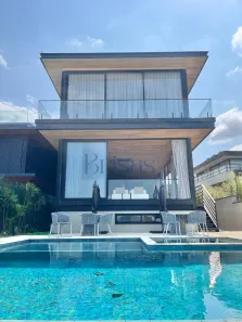 Sobrado com 6 Quartos para alugar, 350m² no Baleia, São Sebastião