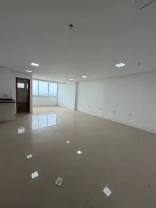 Sala Comercial para alugar, 48m² no Park Lozandes, Goiânia