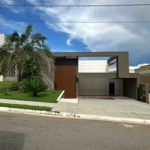 Casa com 3 Quartos à venda, 232m² no Condomínio do Lago 1ª Etapa, Goiânia